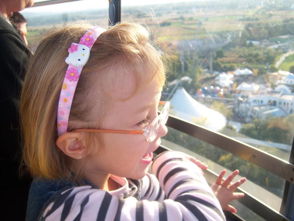 Gaestehaus Tante Tienchen 7 Minuten Zu Fuss Zum Europa Park , Plus Kostenloses Parkplatzticket Rulantica ,Alle Unsere Suiten Haben Einen Balkon Руст Екстер'єр фото